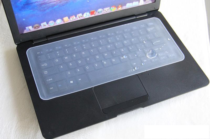 laptop bi vo nuoc cach khac phuc nhanh hieu qua nhat 1